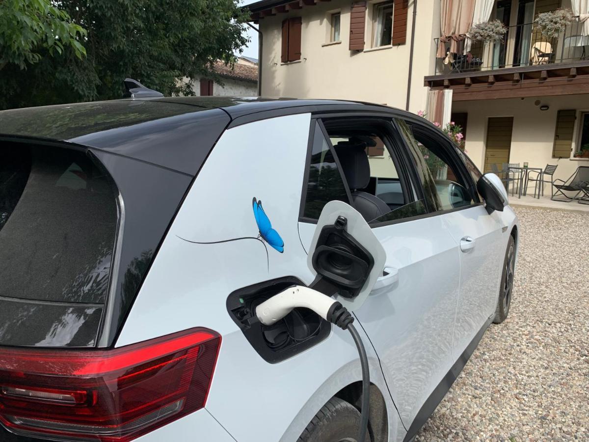 L'Isolo B&B E Case Vacanza Monzambano Eksteriør bilde