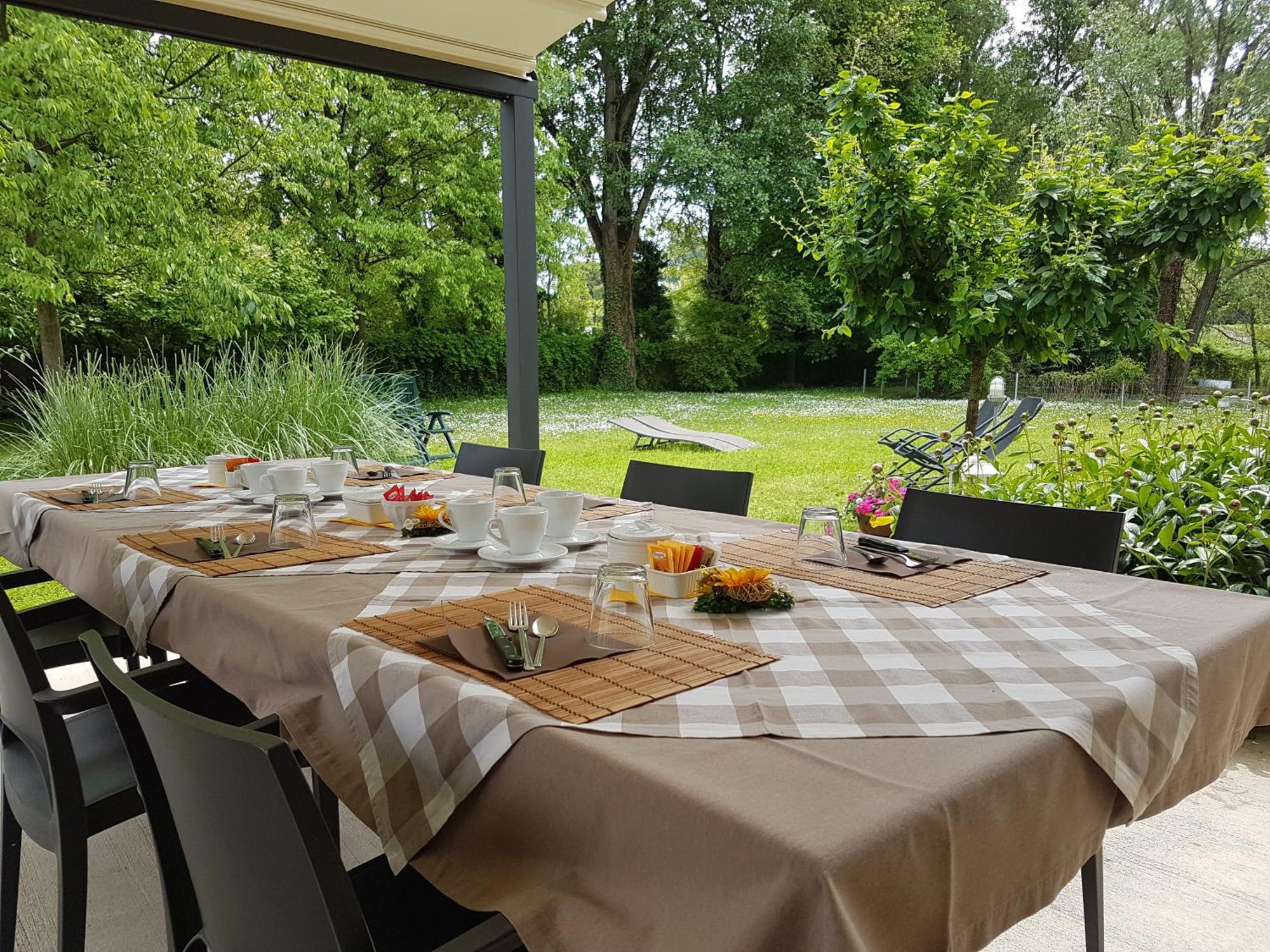 L'Isolo B&B E Case Vacanza Monzambano Eksteriør bilde