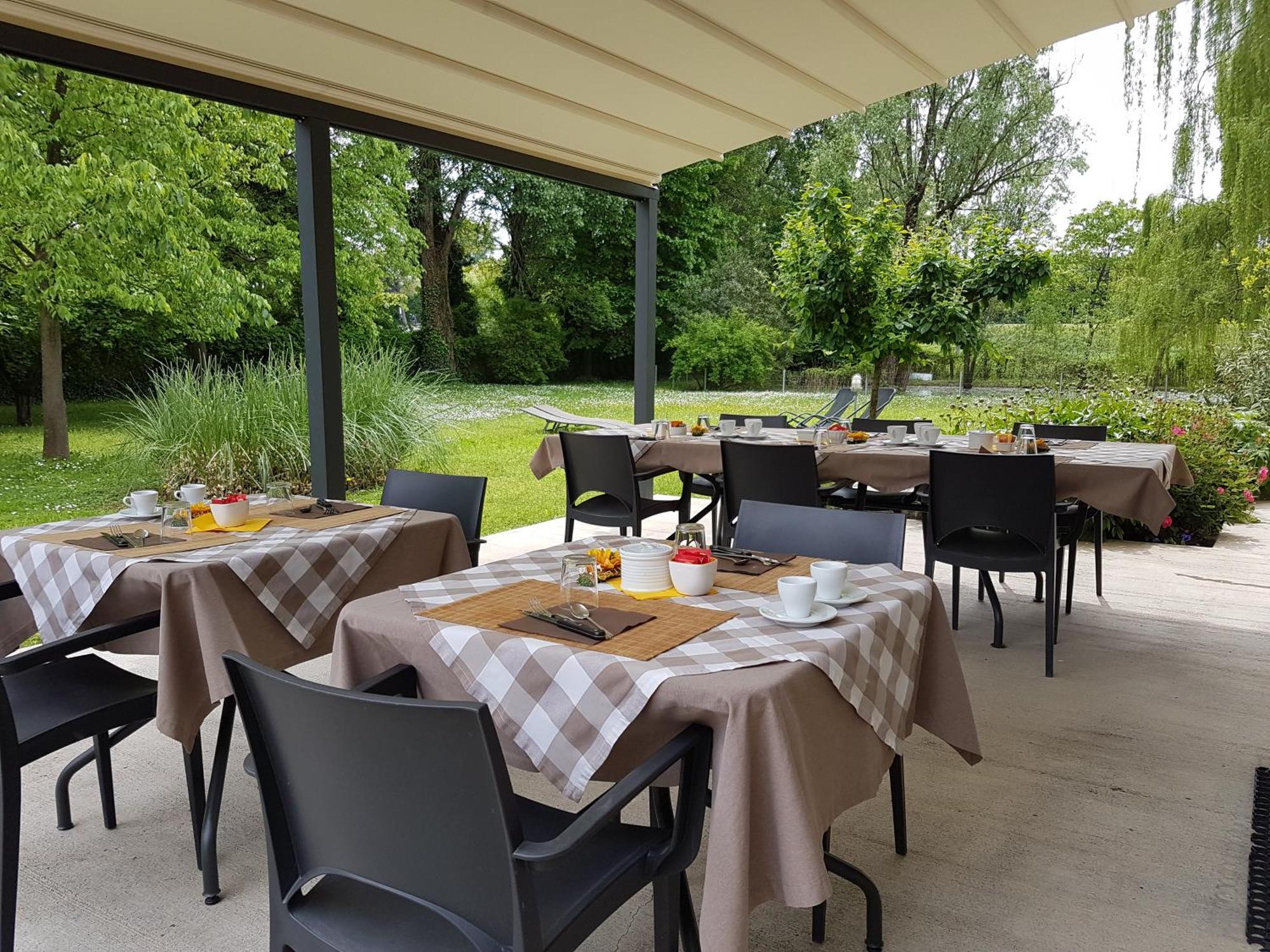 L'Isolo B&B E Case Vacanza Monzambano Eksteriør bilde