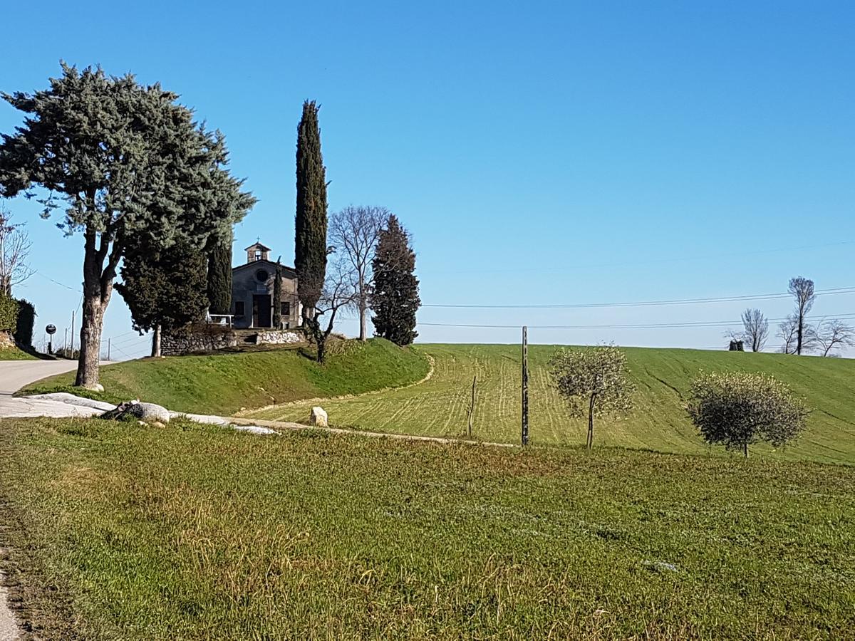 L'Isolo B&B E Case Vacanza Monzambano Eksteriør bilde