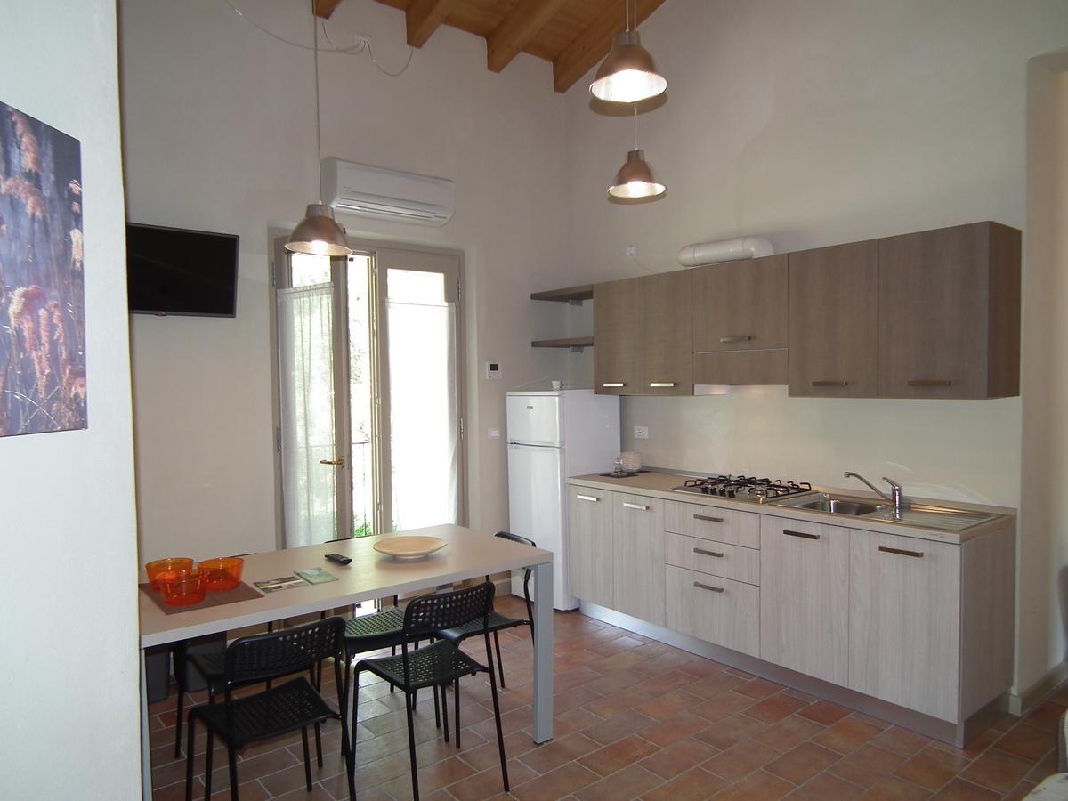 L'Isolo B&B E Case Vacanza Monzambano Eksteriør bilde