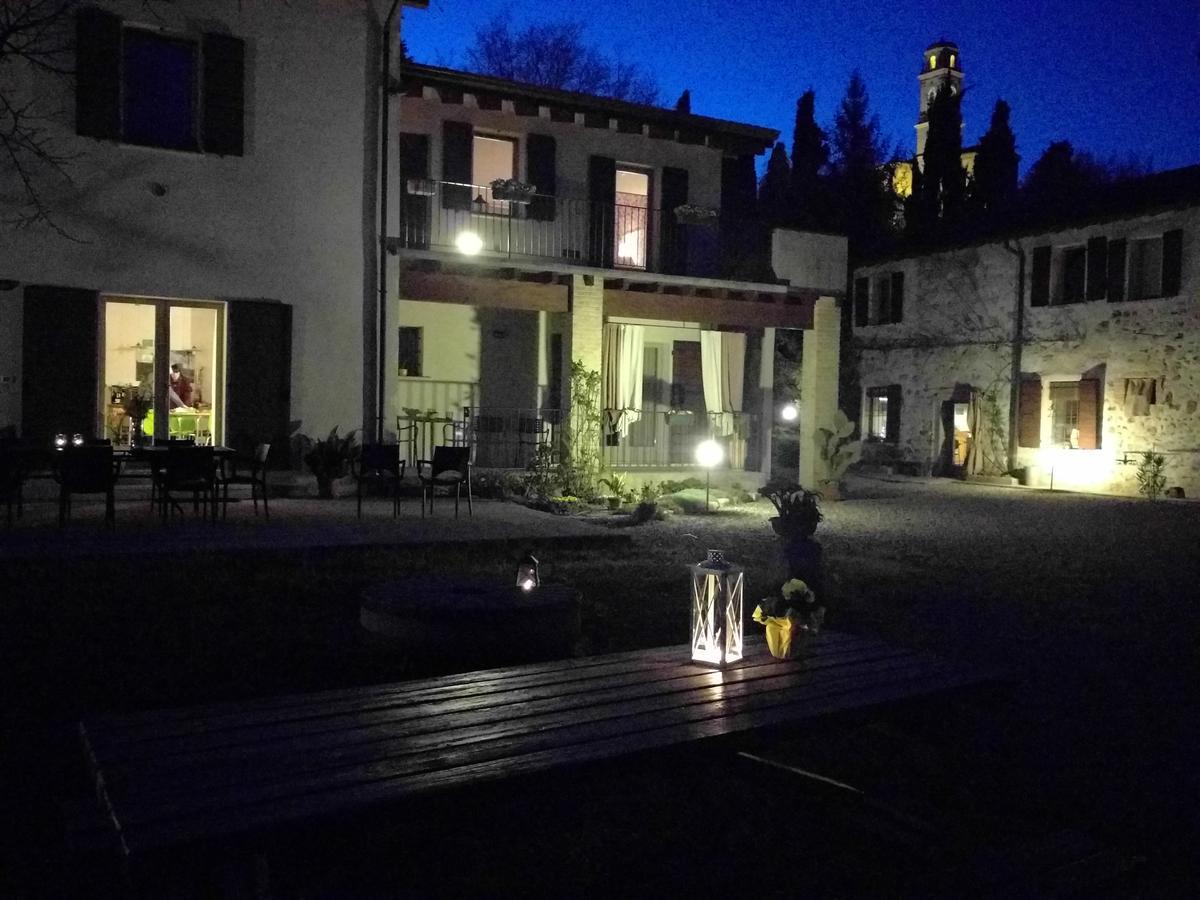 L'Isolo B&B E Case Vacanza Monzambano Eksteriør bilde