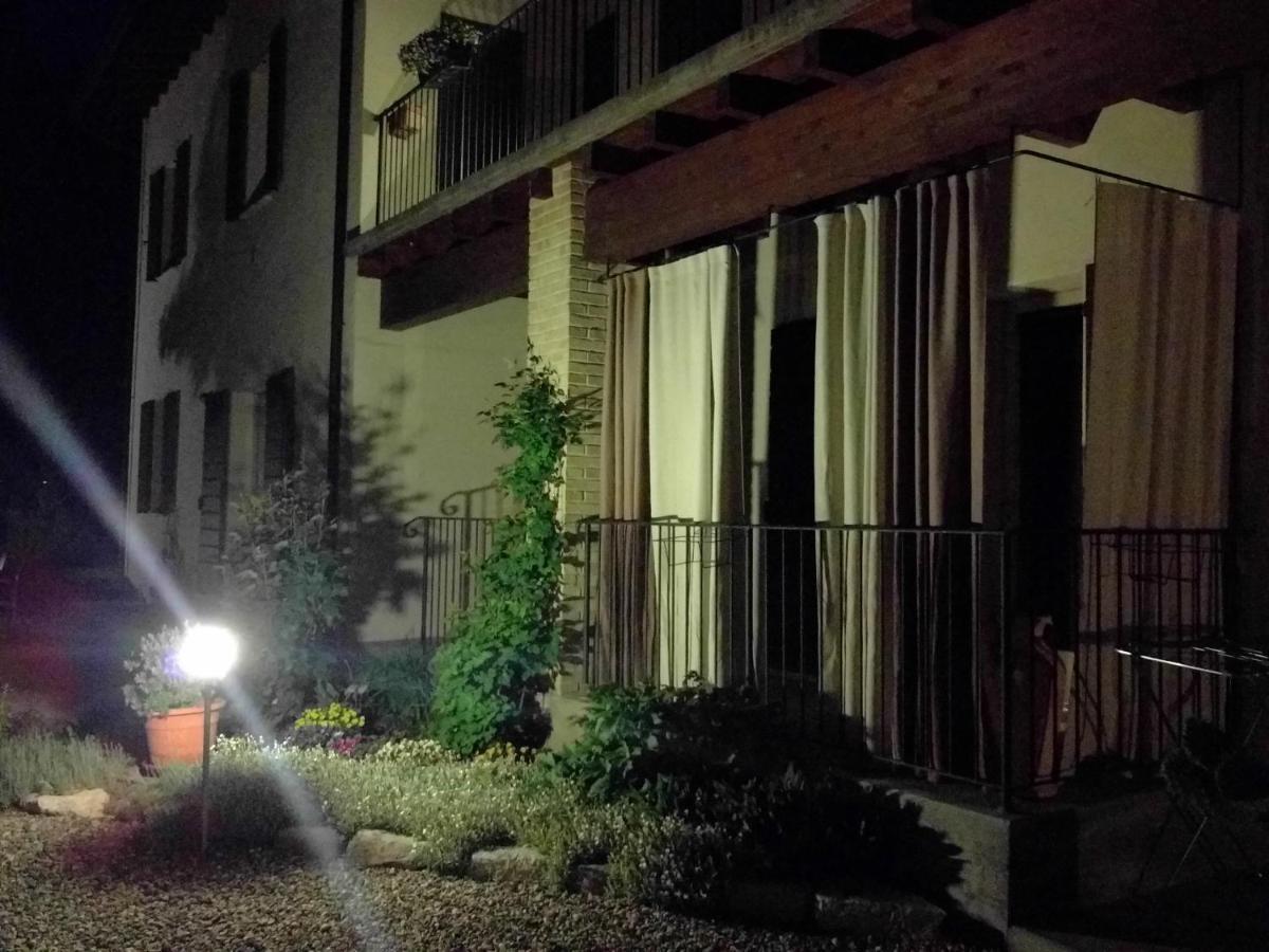 L'Isolo B&B E Case Vacanza Monzambano Eksteriør bilde